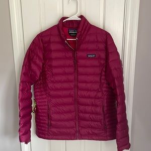 Patagonia Magenta Women’s Jacket Size XL